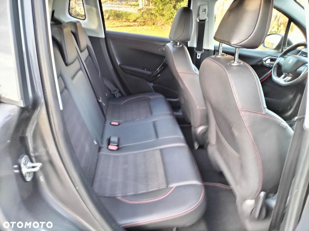 Peugeot 2008 PureTech 110 Stop&Start GT-Line Edition - 16