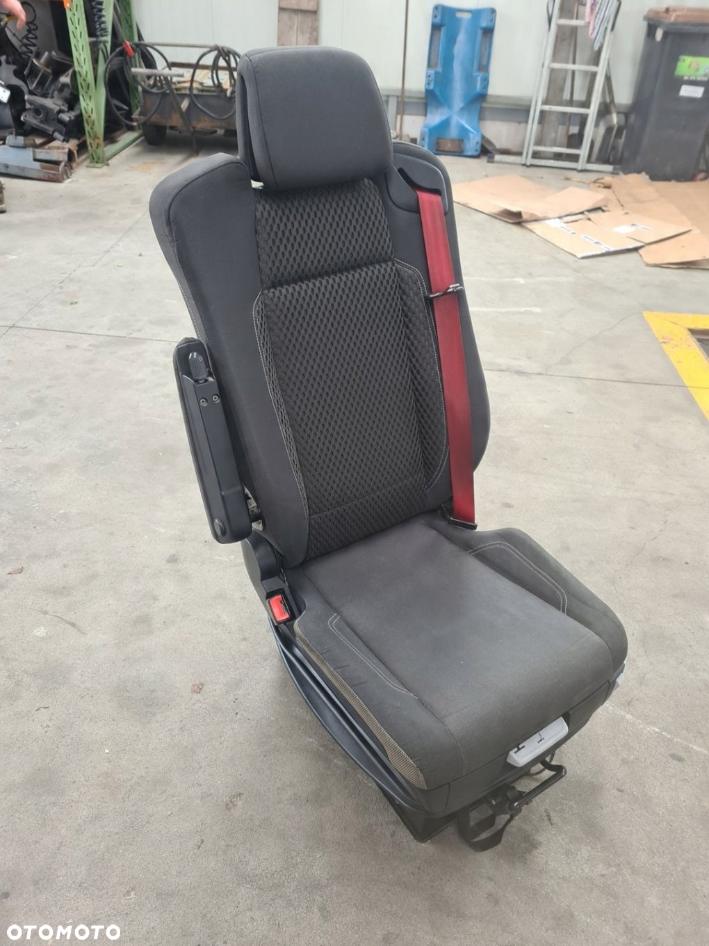 FOTEL PNEUMATYCZY SIEDZENIE KIEROWCY RENAULT RANGE GAMA T C K - 2