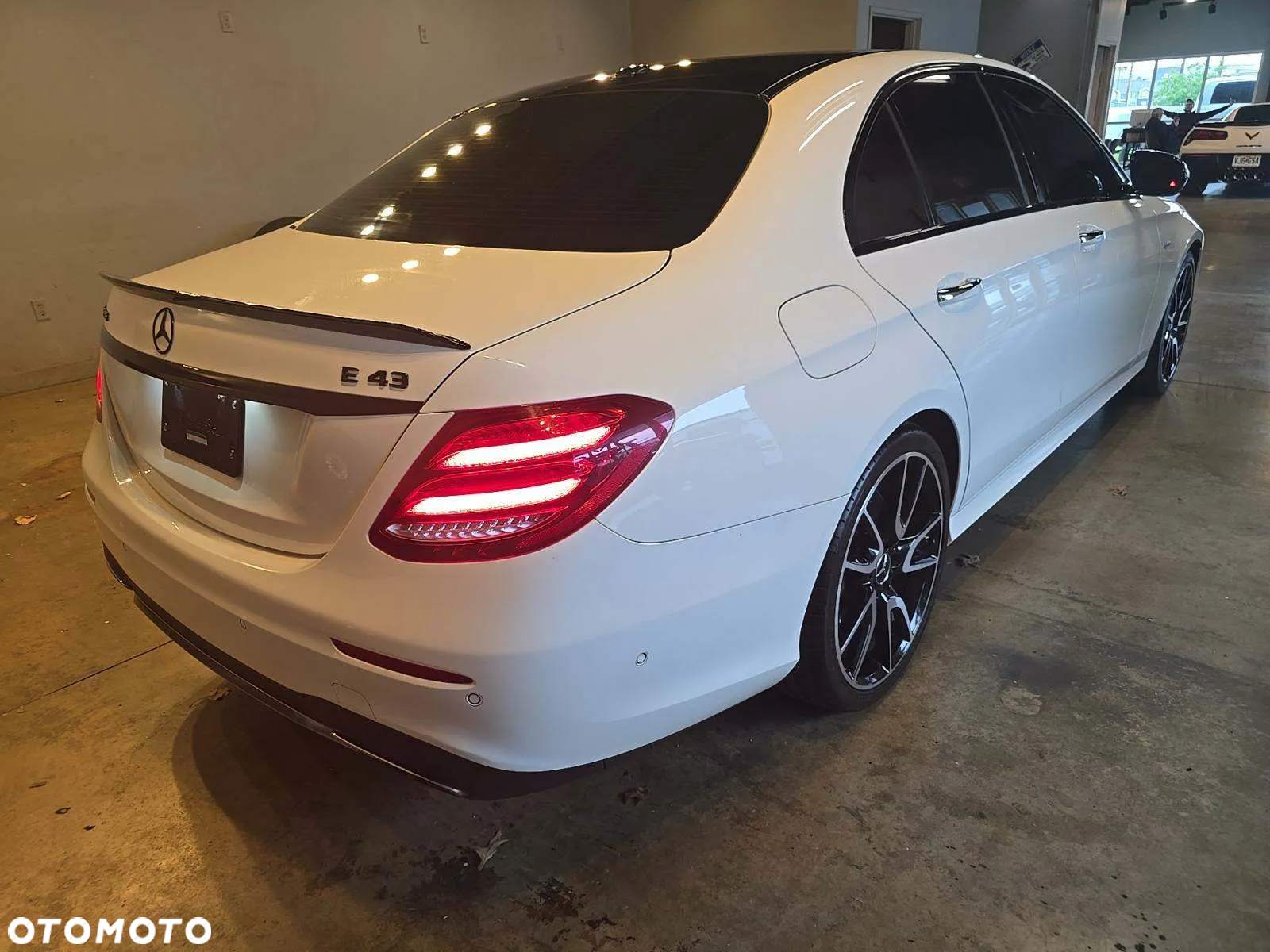 Mercedes-Benz Klasa E 43 AMG 4-Matic - 4