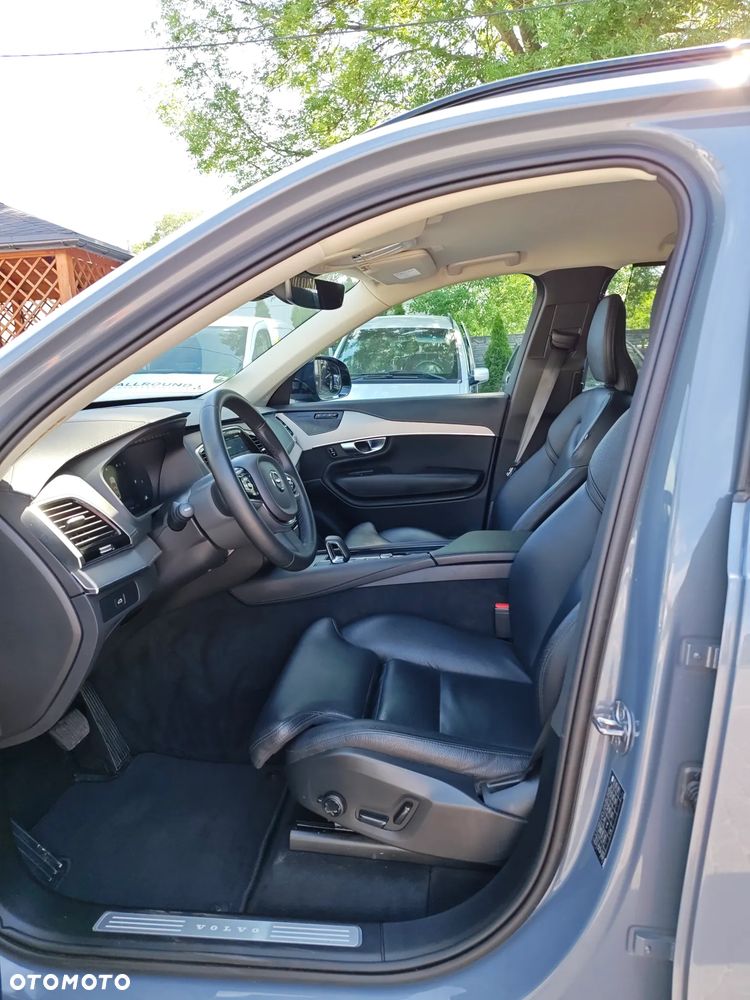 Volvo XC 90 D5 SCR AWD Momentum 7os - 29