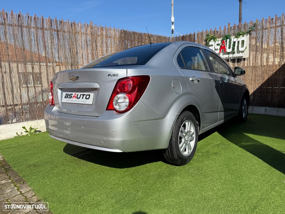 Chevrolet Aveo 1.3 VCDi LTZ - 11