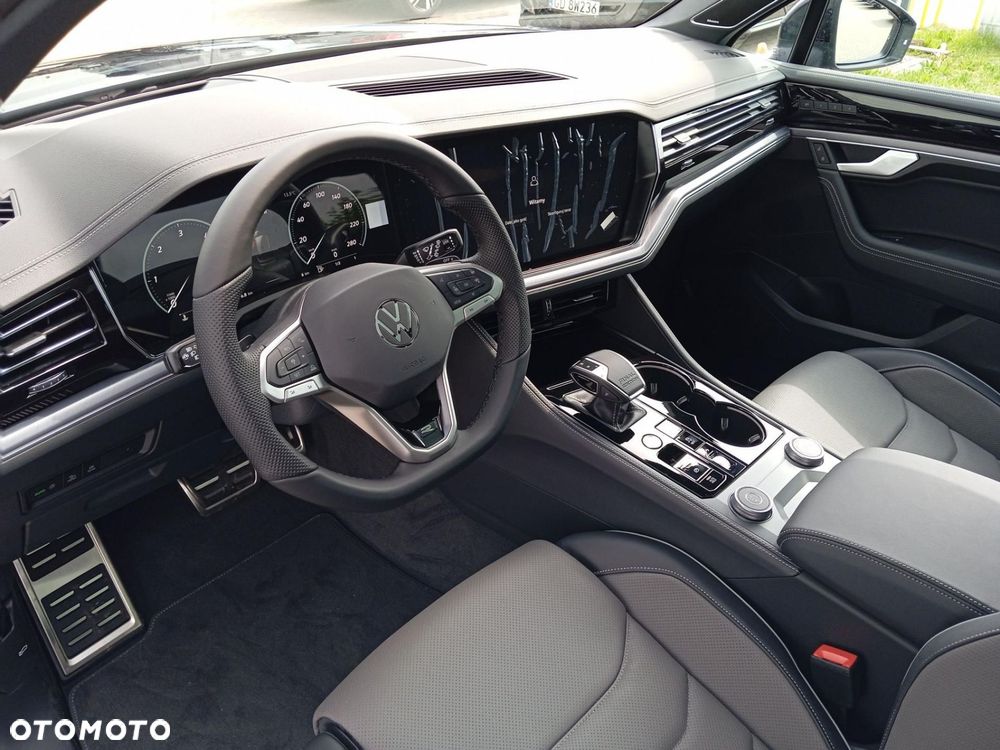Volkswagen Touareg - 10