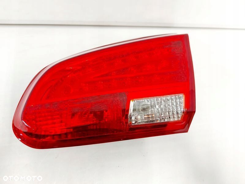 kia ceed ii lampa prawy tył w klapę led 92404-a20 - 2