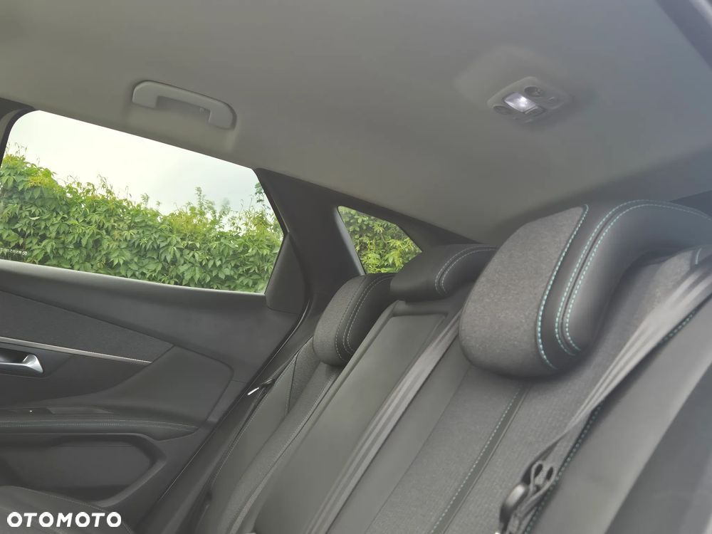 Peugeot 3008 225 e-EAT8 Allure Pack - 10