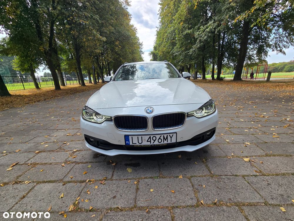 BMW Seria 3 320d xDrive Advantage - 9