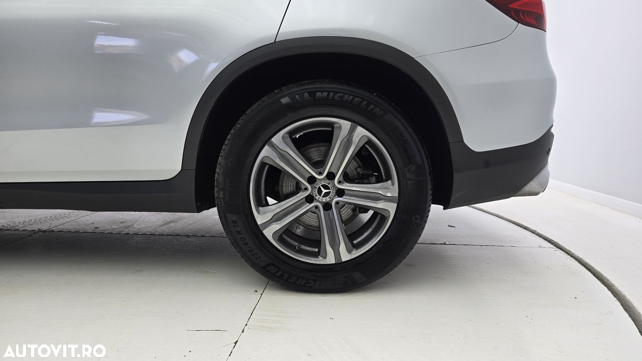 Mercedes-Benz GLC 250 d 4MATIC - 22