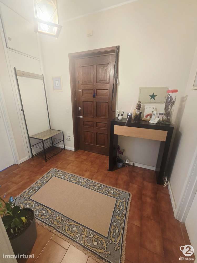 Apartamento T3 em S. Mamede Infesta ( perto da estação comboio ) - Grande imagem: 2/17