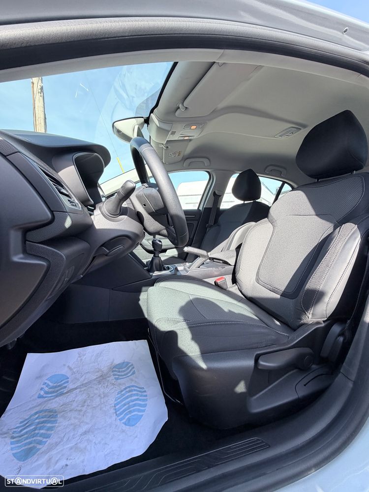 Renault Mégane 1.5 Blue dCi Limited - 14