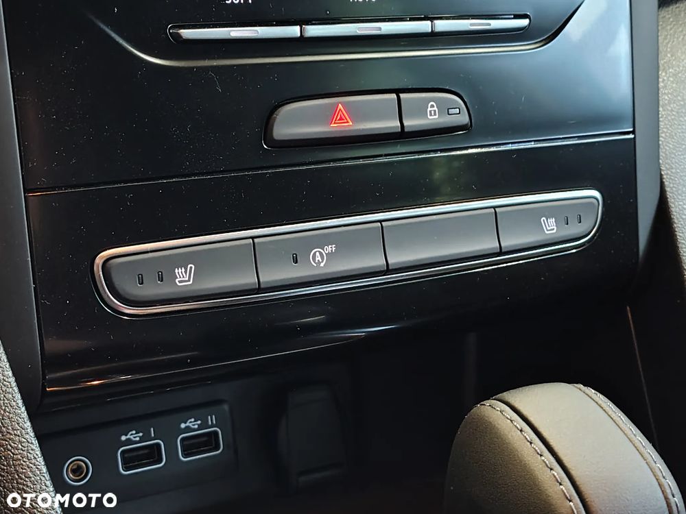 Renault Megane 1.3 TCe Techno EDC - 22