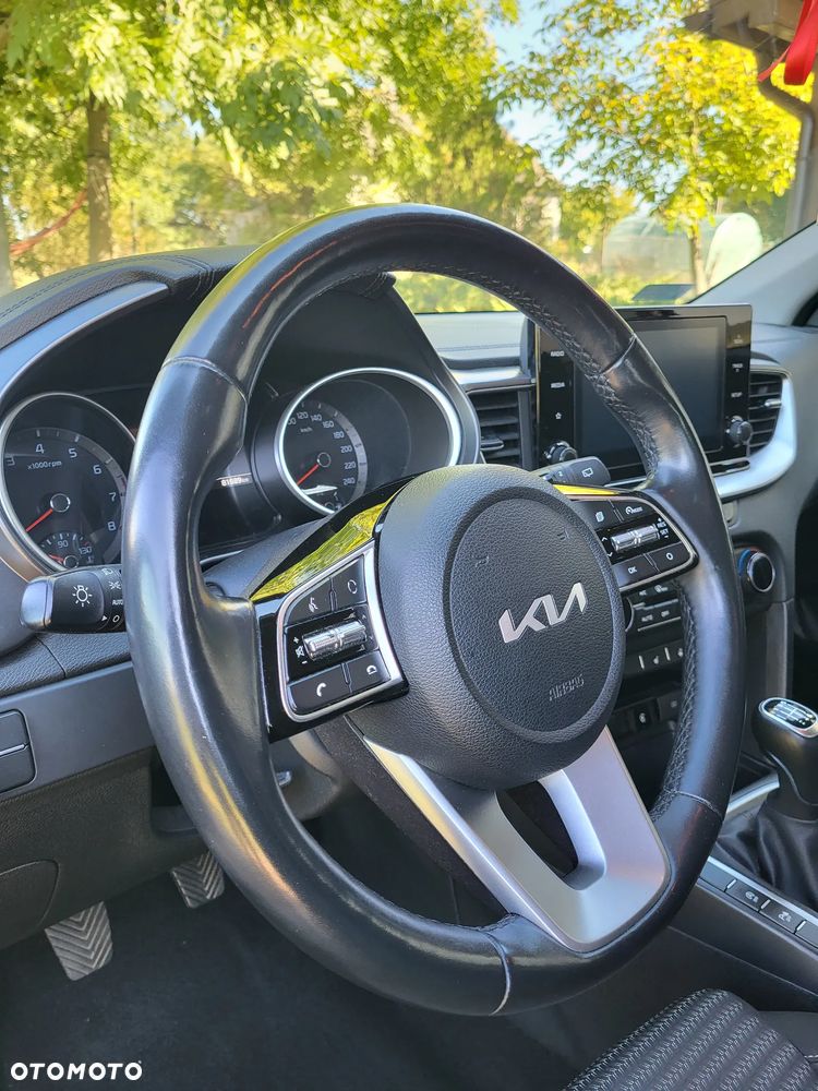 Kia XCeed - 9