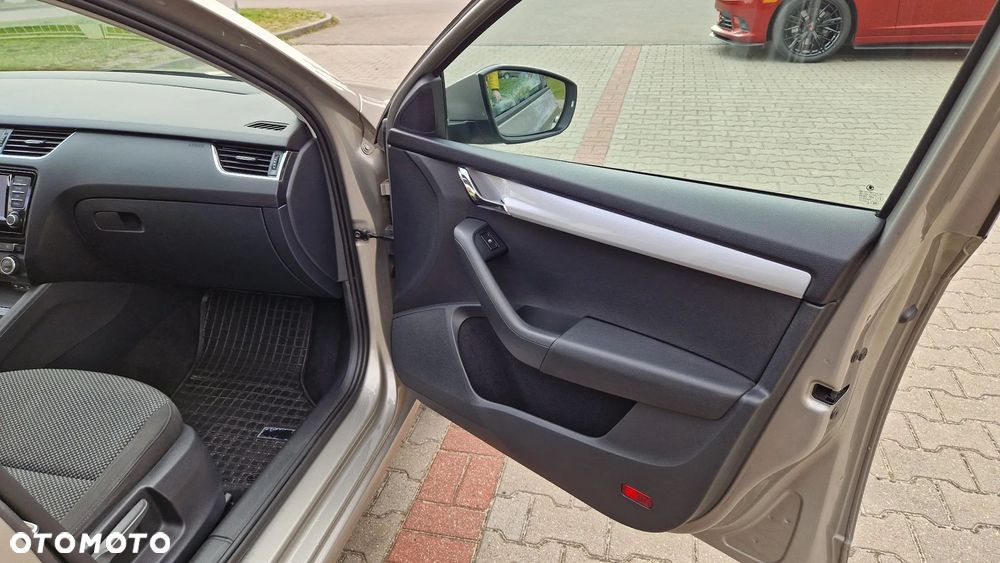 Skoda Octavia 1.6 TDI Ambition - 16