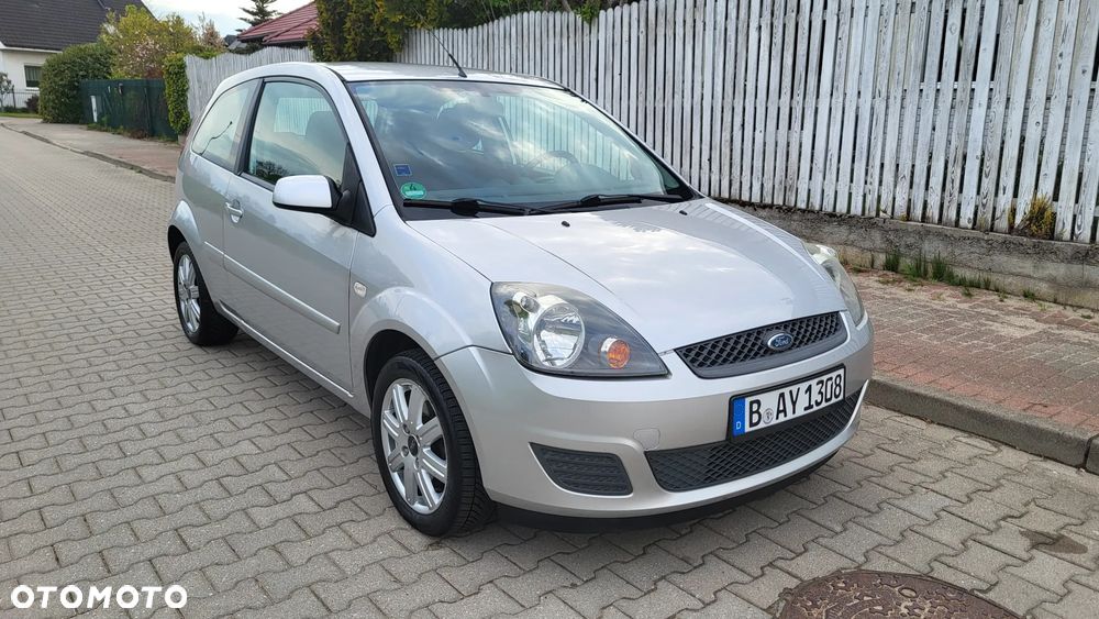 Ford Fiesta - 2