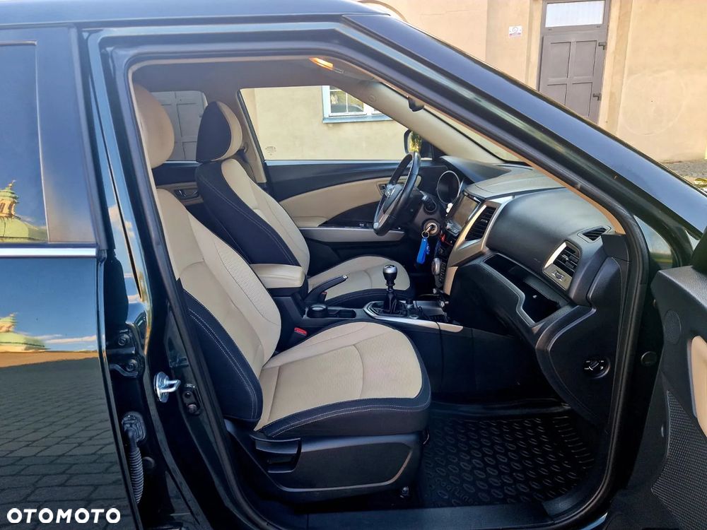 SsangYong/KGM Tivoli 1.6 D Amber - 14