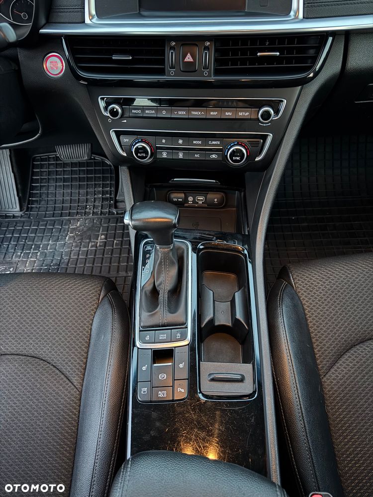 Kia Optima - 20
