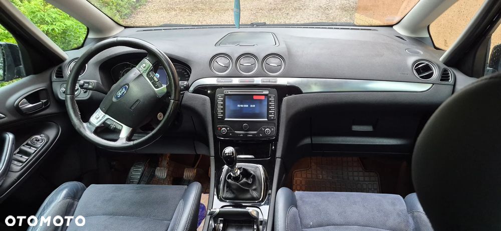 Ford S-Max 2.0 TDCi DPF Titanium - 15