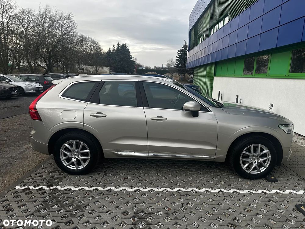 Volvo XC 60 D5 AWD Inscription - 4