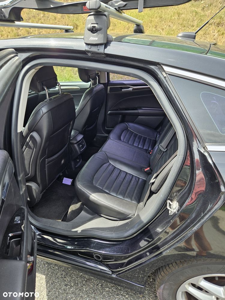 Ford Fusion - 6