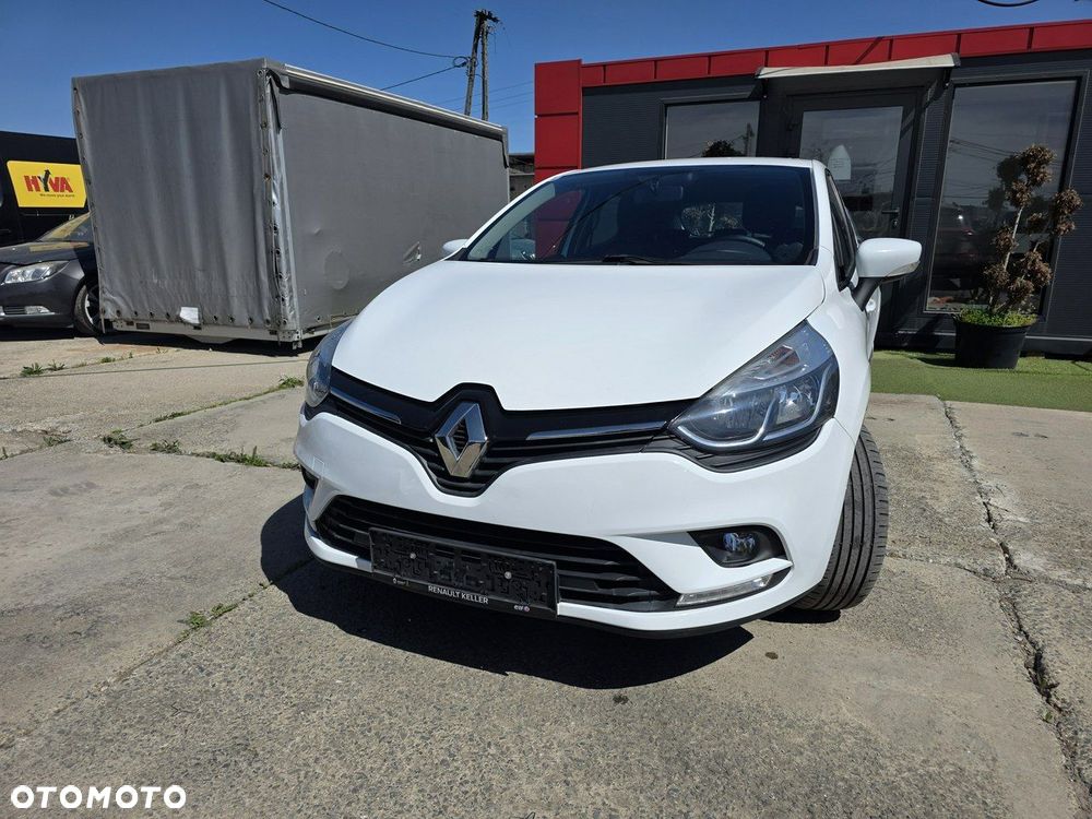 Renault Clio - 1