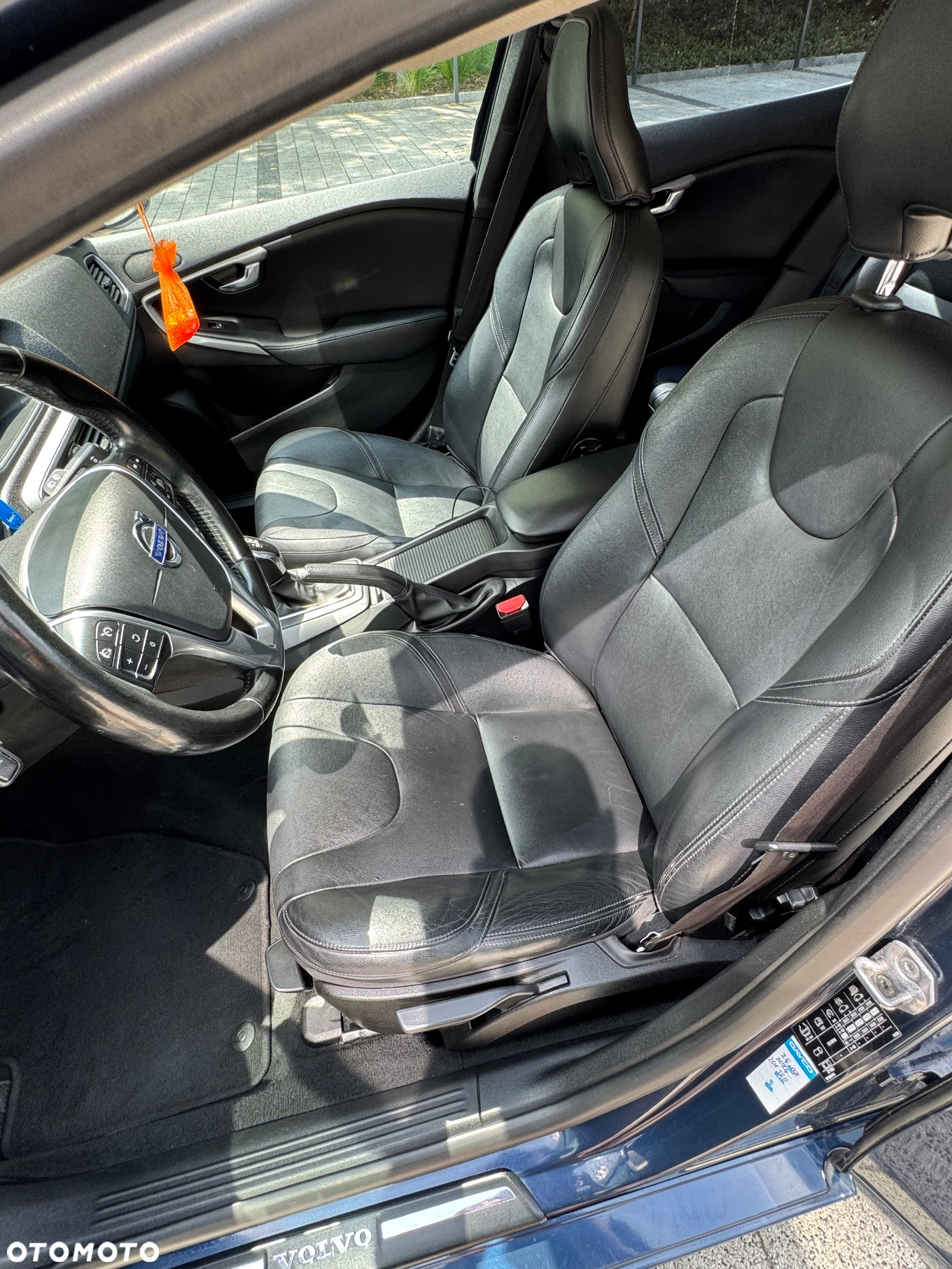 Volvo V40 D2 Momentum - 21