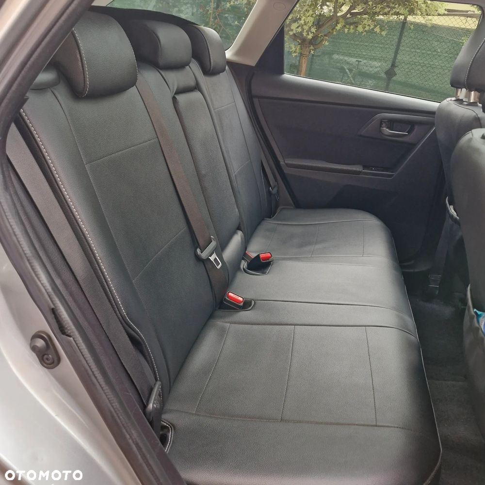 Toyota Auris - 9