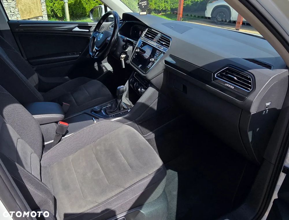 Volkswagen Tiguan 2.0 TSI 4Motion DSG OPF Highline - 31