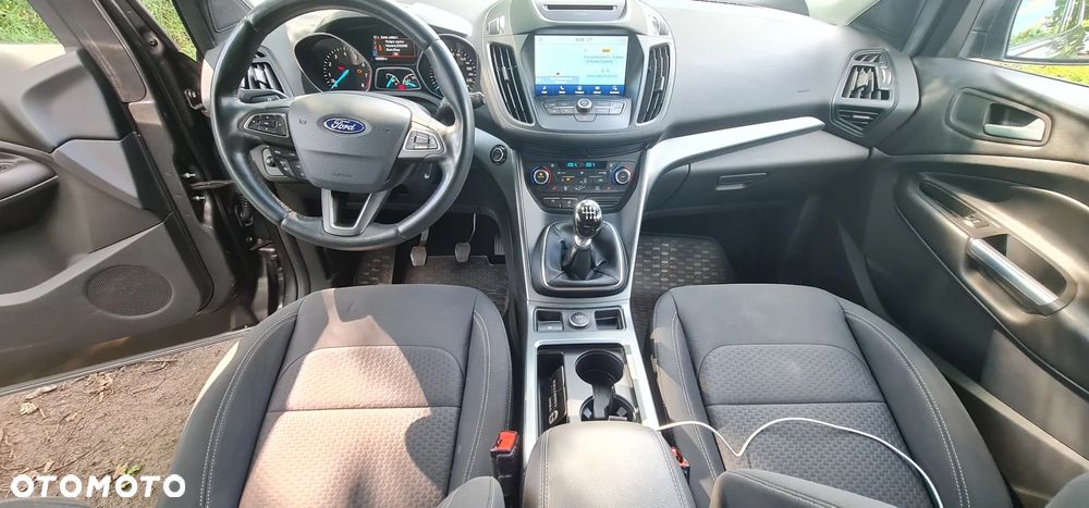 Ford Kuga 1.5 EcoBoost FWD Edition ASS MMT6 - 5