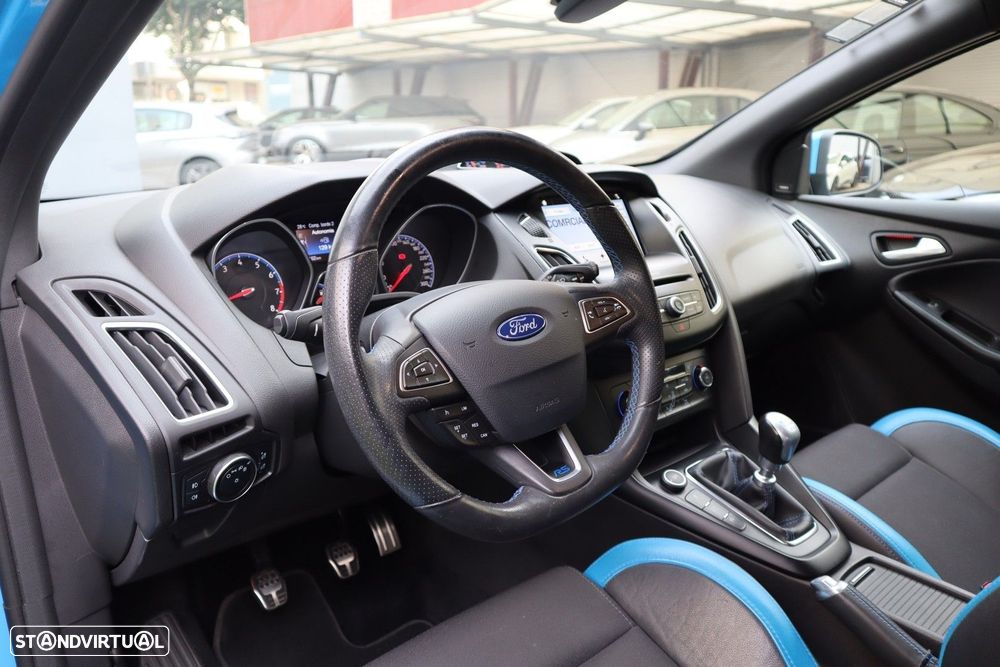 Ford Focus 2.3 EcoBoost RS Pack Performance - 21