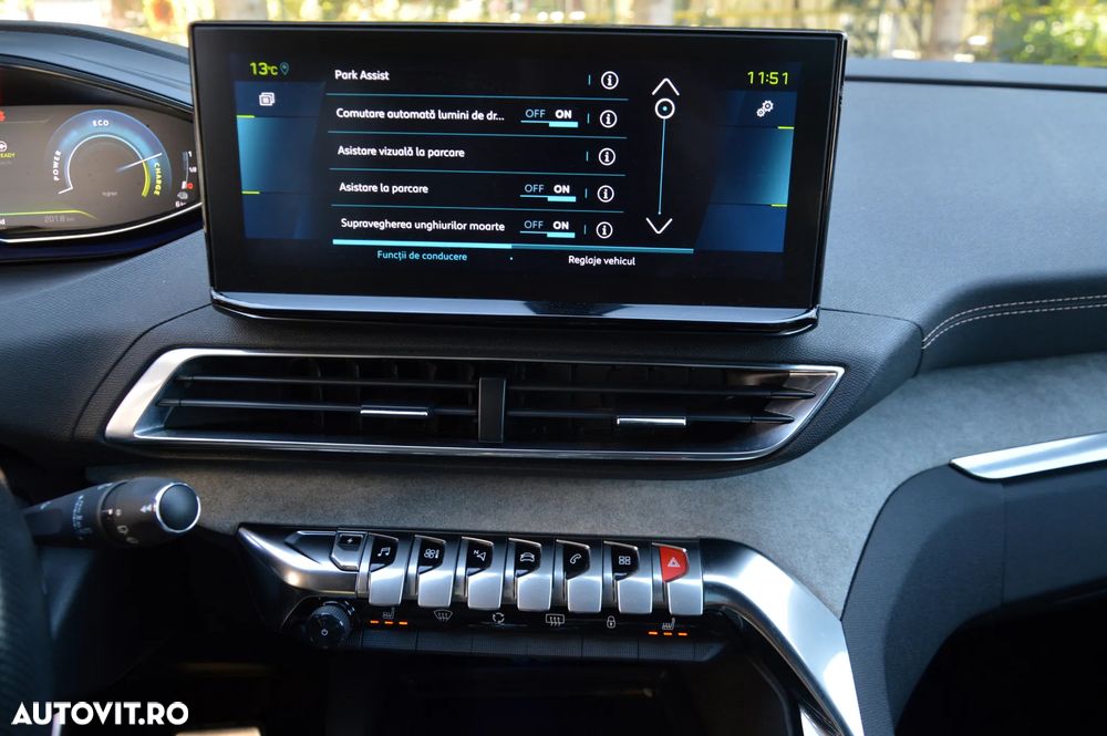 Peugeot 3008 PHEV 300 EAT8 4X4 GT - 22