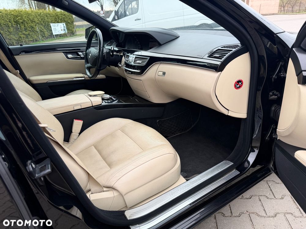 Mercedes-Benz Klasa S 350 (BlueTEC) d 4-Matic 7G-TRONIC - 39