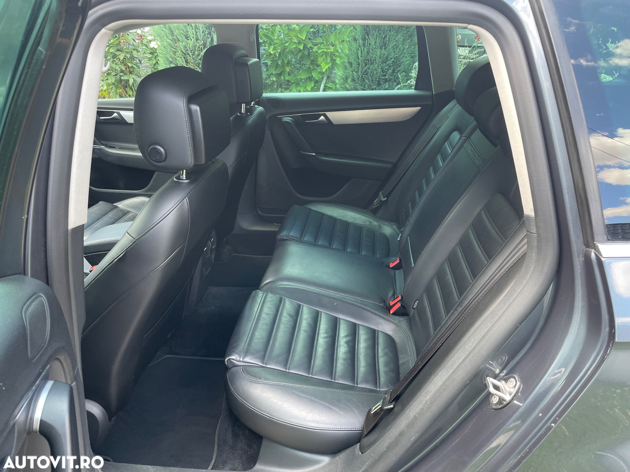 Volkswagen Passat - 19