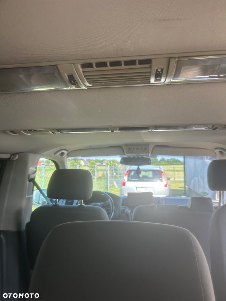 Volkswagen Caravelle L1 Comfortline 4Motion - 10