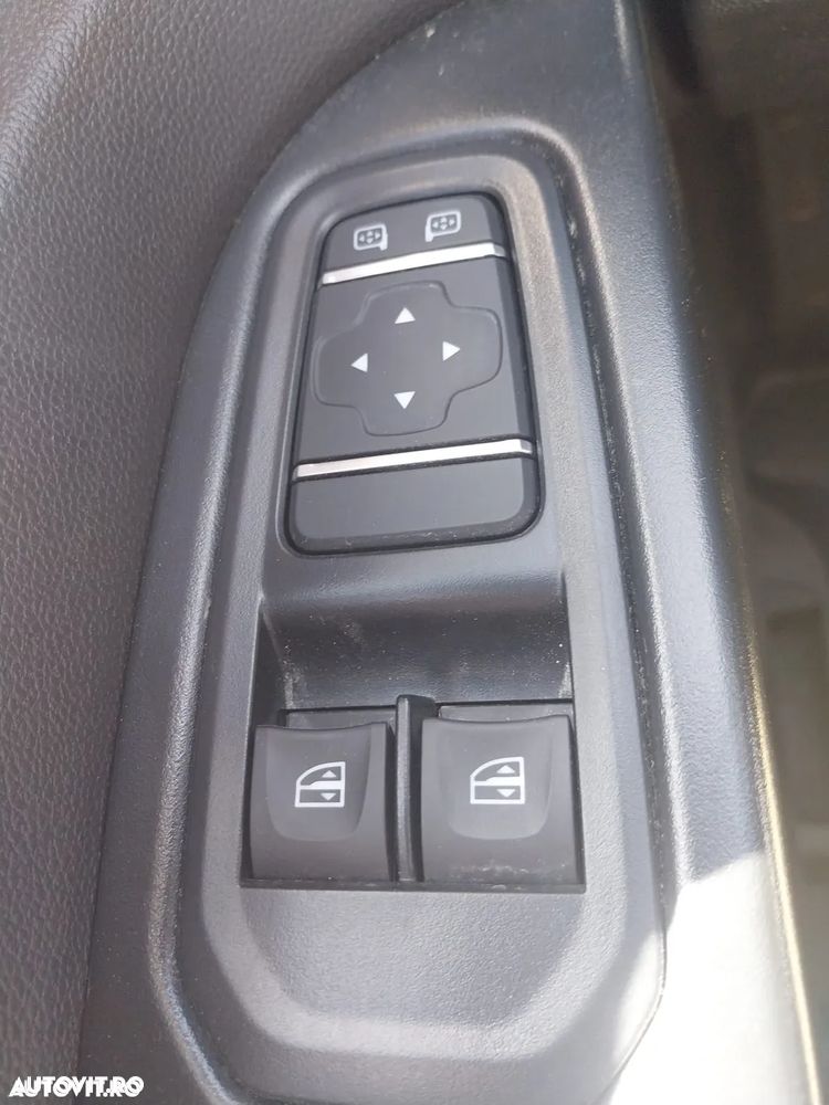 Renault Trafic 2.0 Blue dCi 110 S&S L2 8+1 Life - 10
