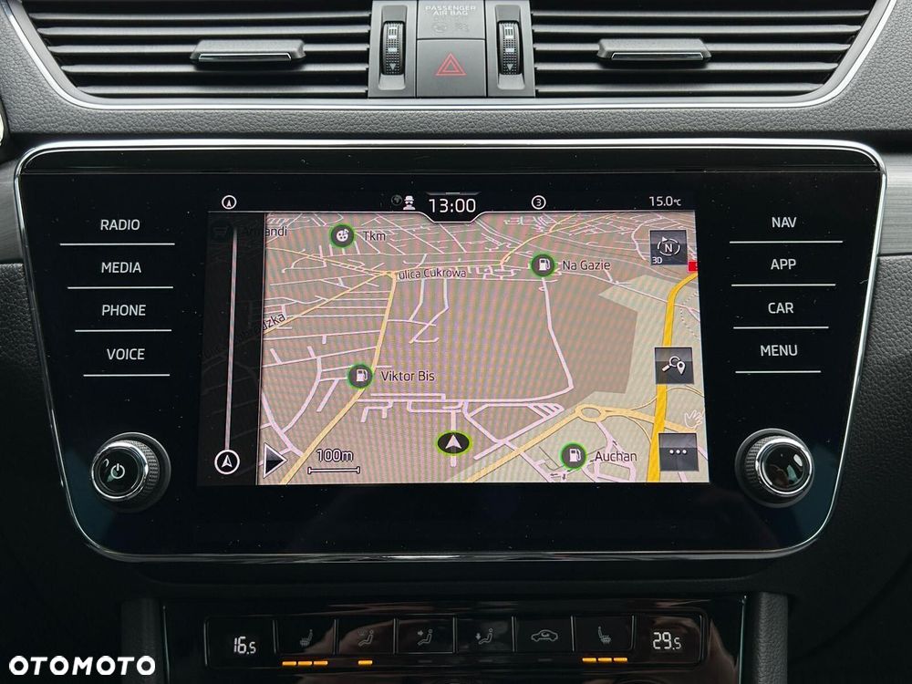 Skoda Superb 2.0 TSI Style DSG - 29