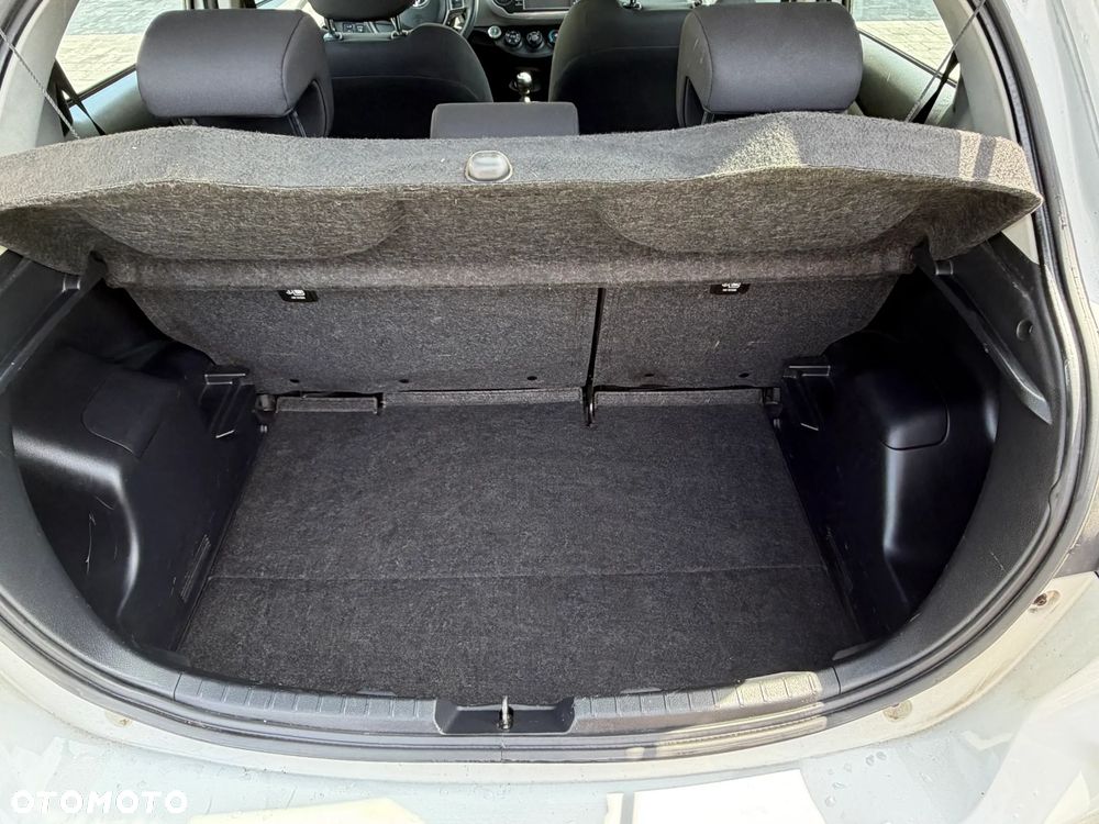 Toyota Yaris 1.5 Active - 8
