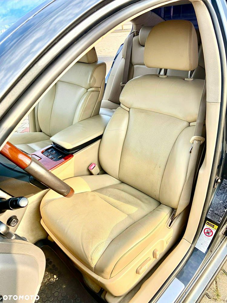 Lexus GS 300 Prestige - 39