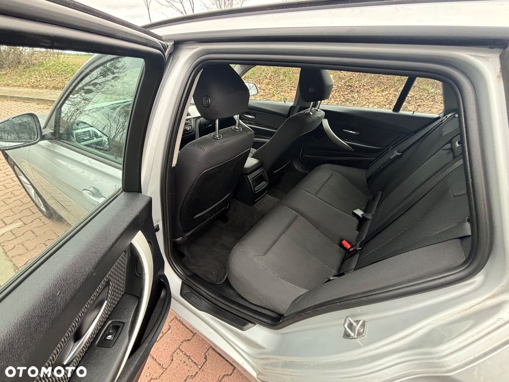 BMW Seria 3 316d Modern Line - 10