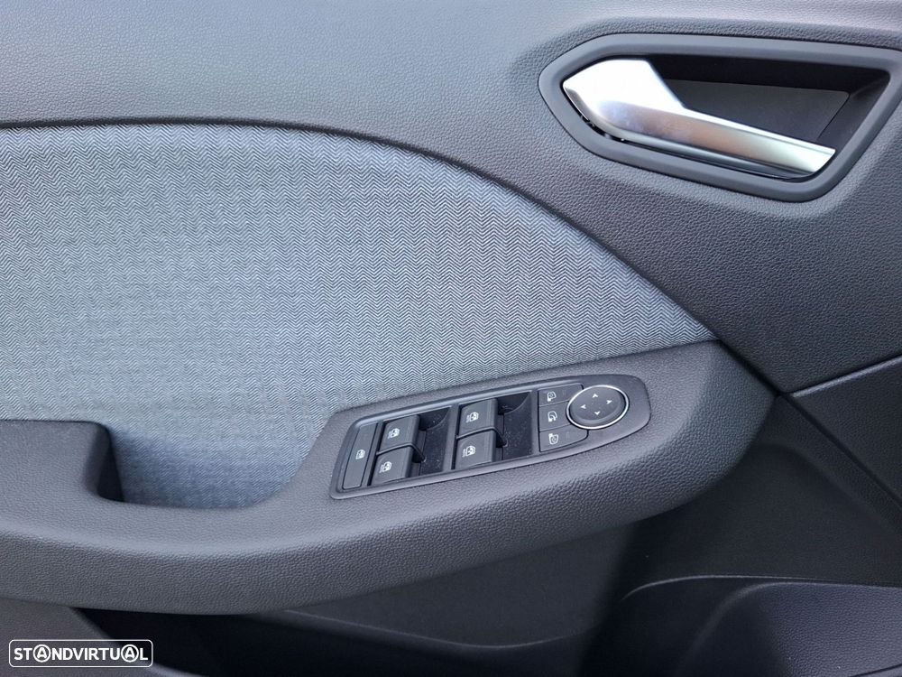 Renault Clio 1.0 TCe Techno - 18