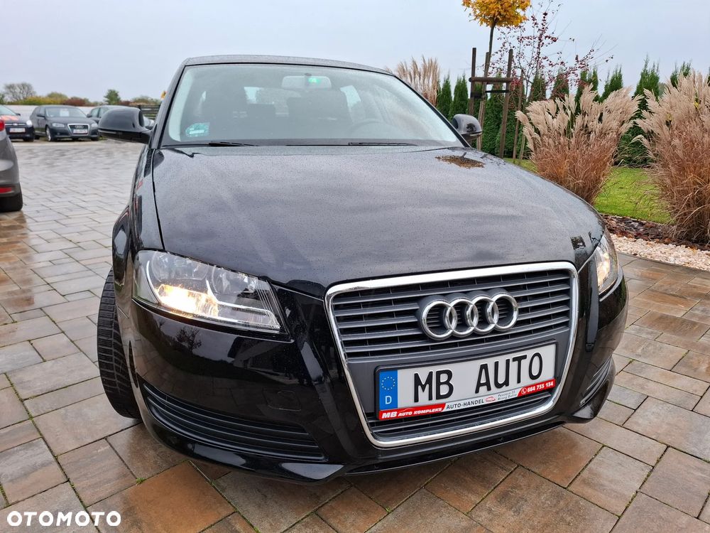 Audi A3 Sportback 1.6 Ambiente - 29