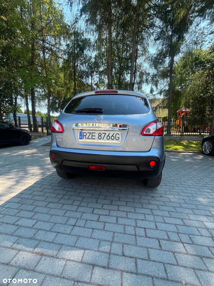 Nissan Qashqai 2.0 dCi DPF acenta - 17