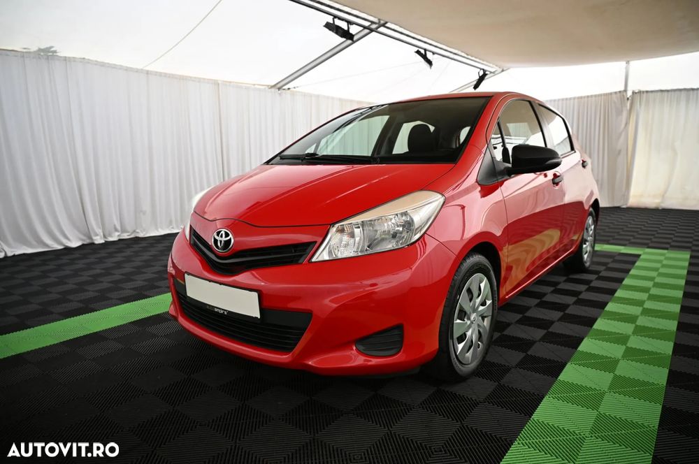 Toyota Yaris 1.0 VVT-i Cool - 1
