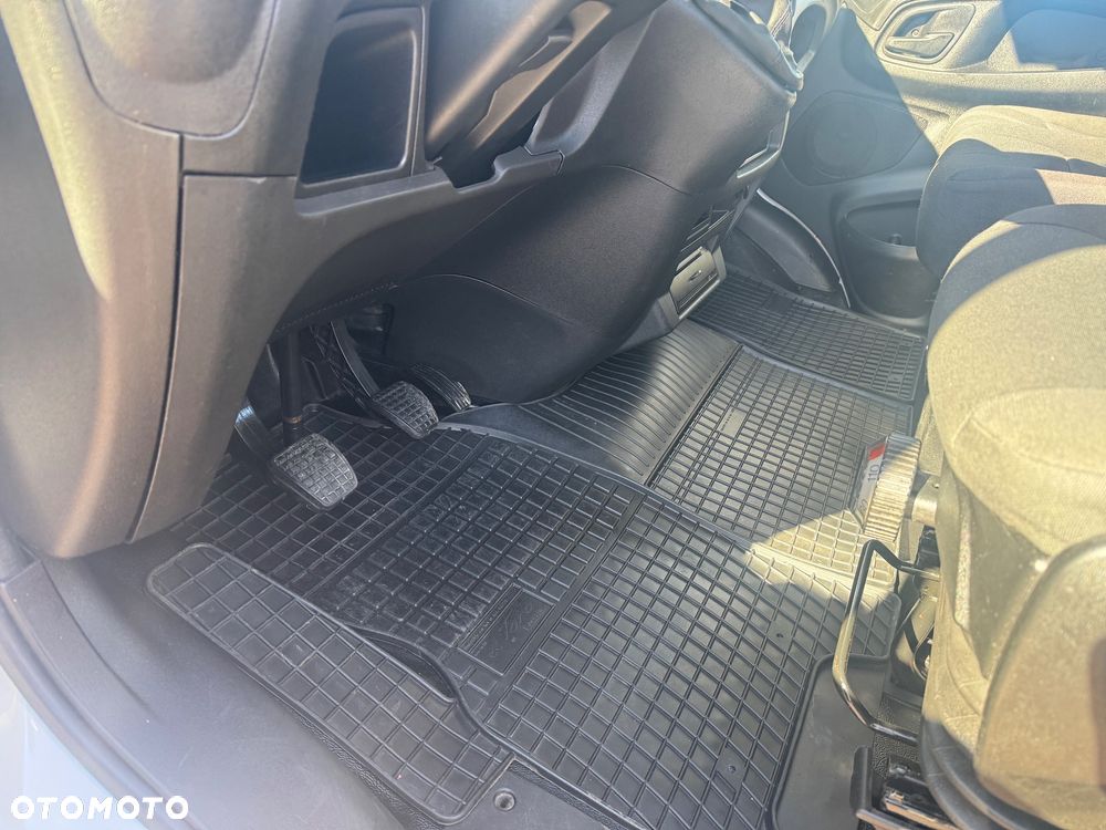 Iveco DAILY 35C17 - 17