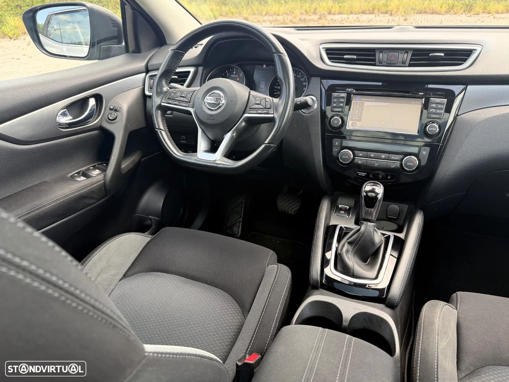 Nissan Qashqai 1.2 DIG-T N-Connecta 18 Xtronic - 23