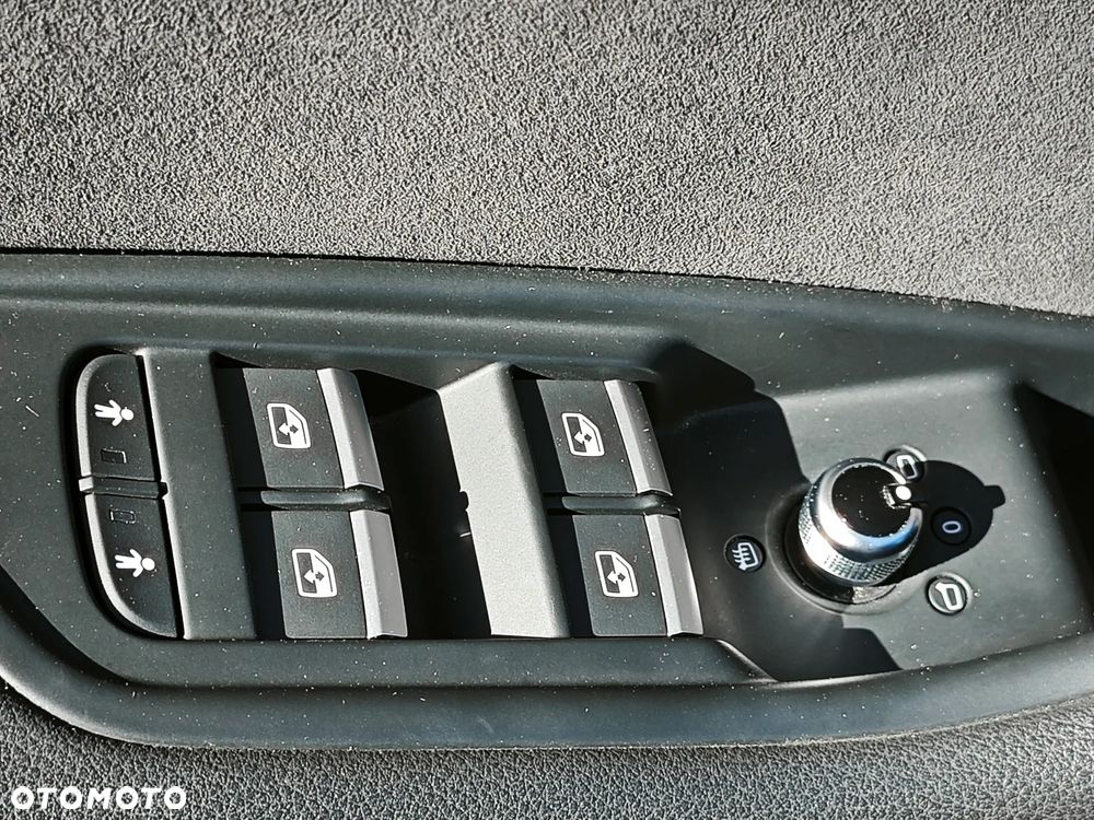 Audi A4 Limousine - 19