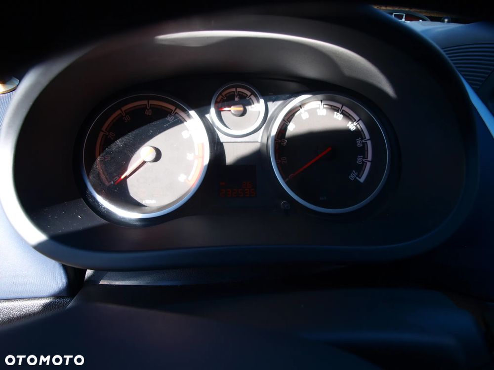 Opel Corsa - 14