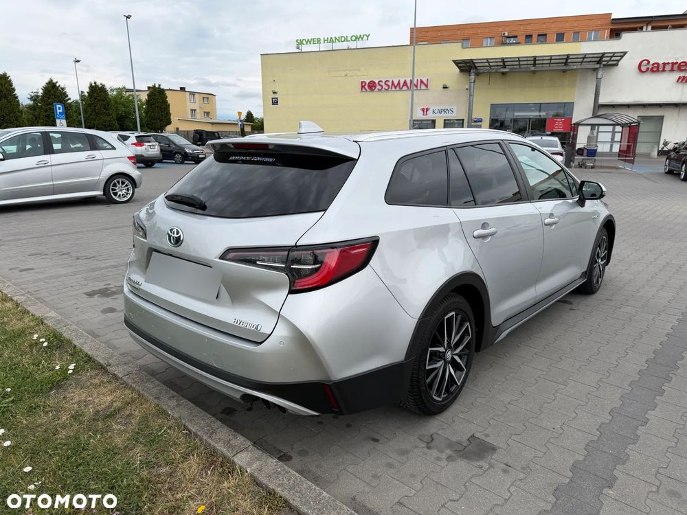 Toyota Corolla 2.0 Hybrid Trek - 3
