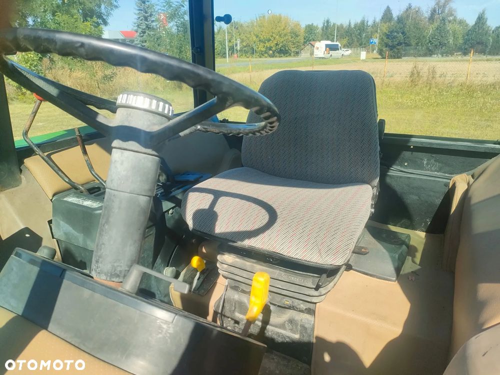 John Deere 2650 - 5