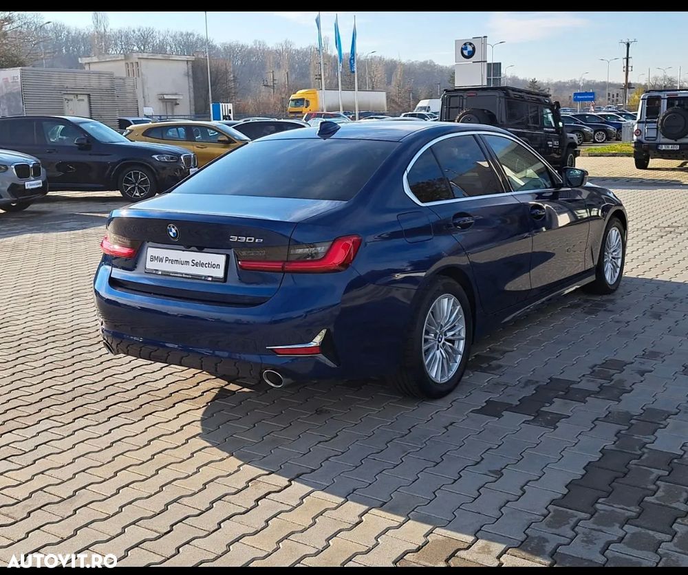 BMW Seria 3 330e AT PHEV - 8