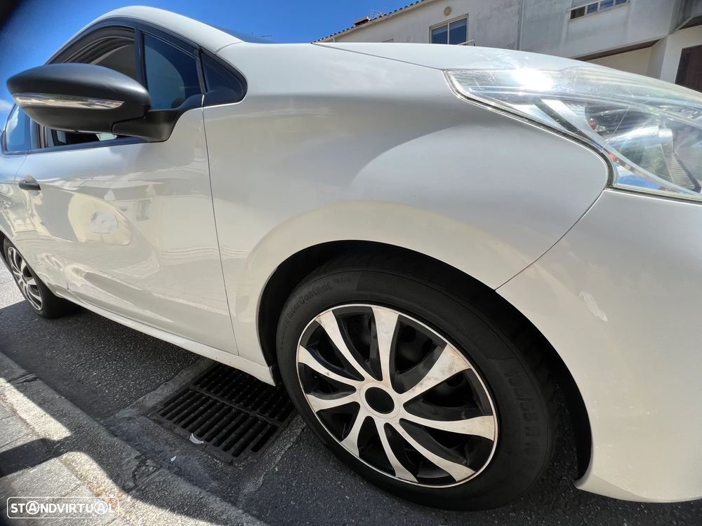 Peugeot 208 1.2 PureTech Access - 7