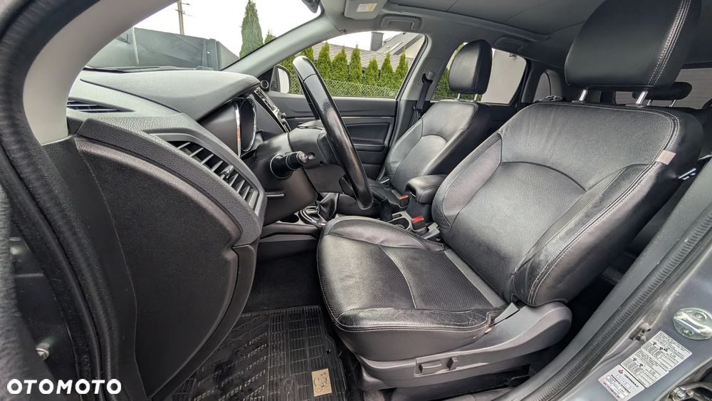 Mitsubishi ASX 1.6 Instyle - 10