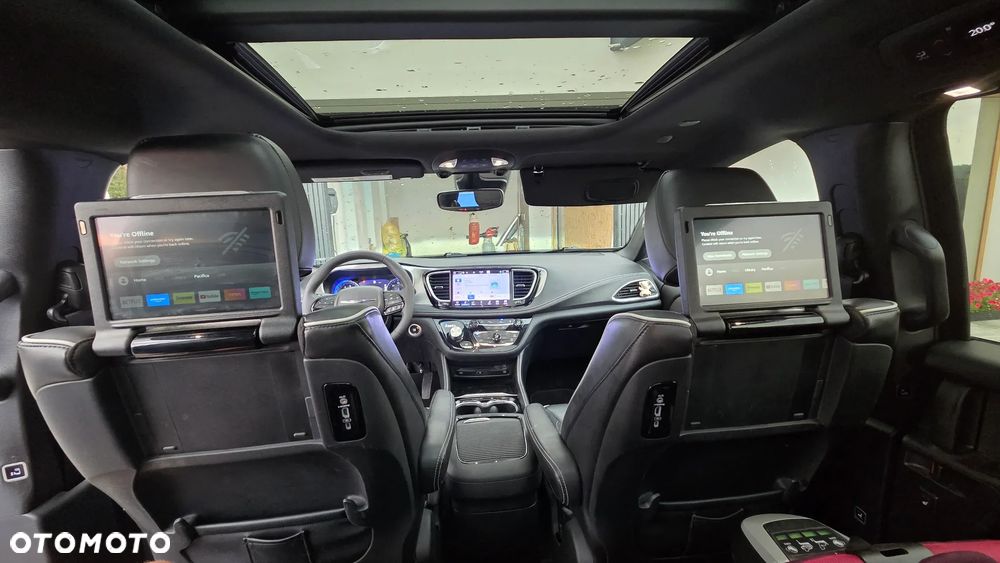 Chrysler Pacifica - 7